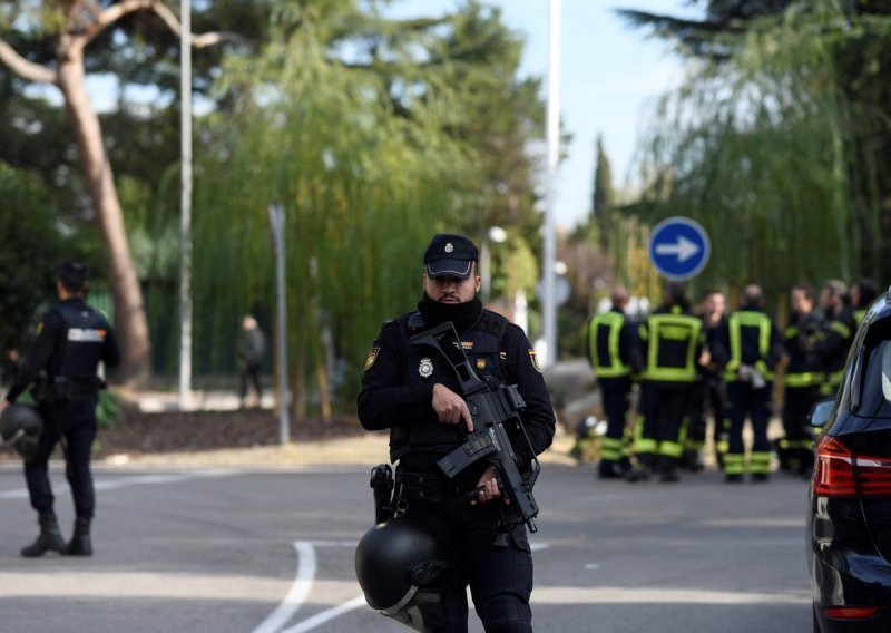 Još jedna pismo-bomba u Španjolskoj: Osim ukrajinskog veleposlanstva, meta bombaša i tvrtka za proizvodnju oružja