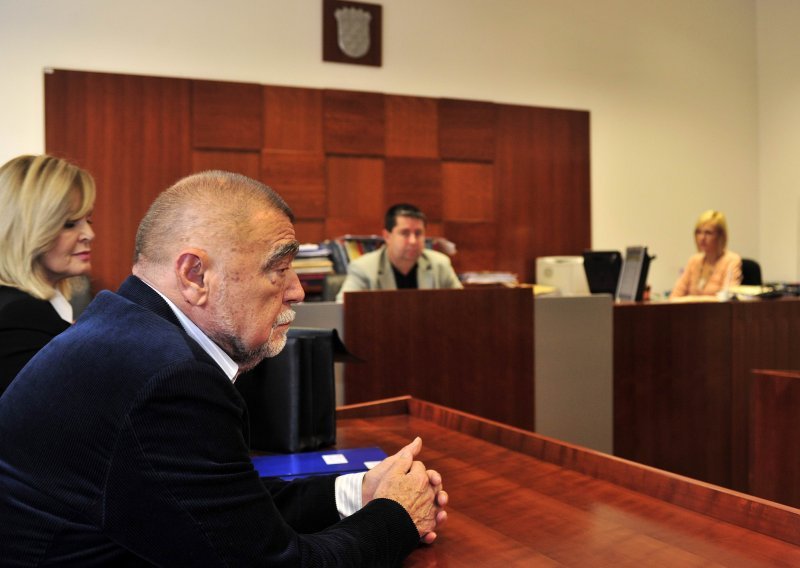 Mesic says wasn't financed by Albanian lobby or mob