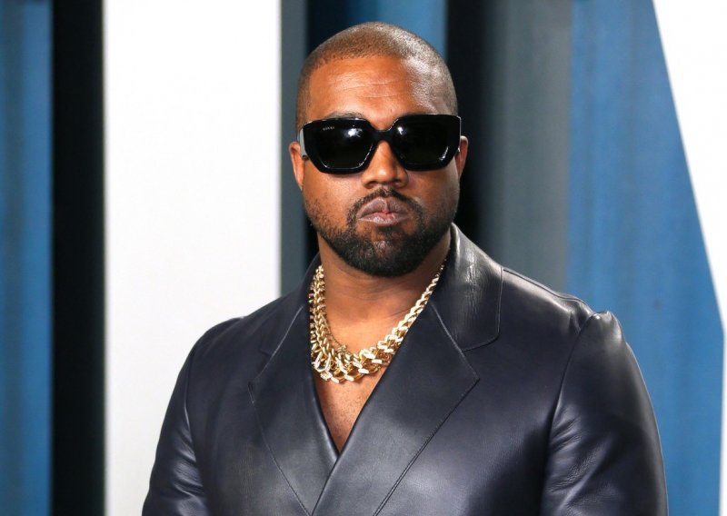 Muskov Twitter suspendirao račun Kanye Westa