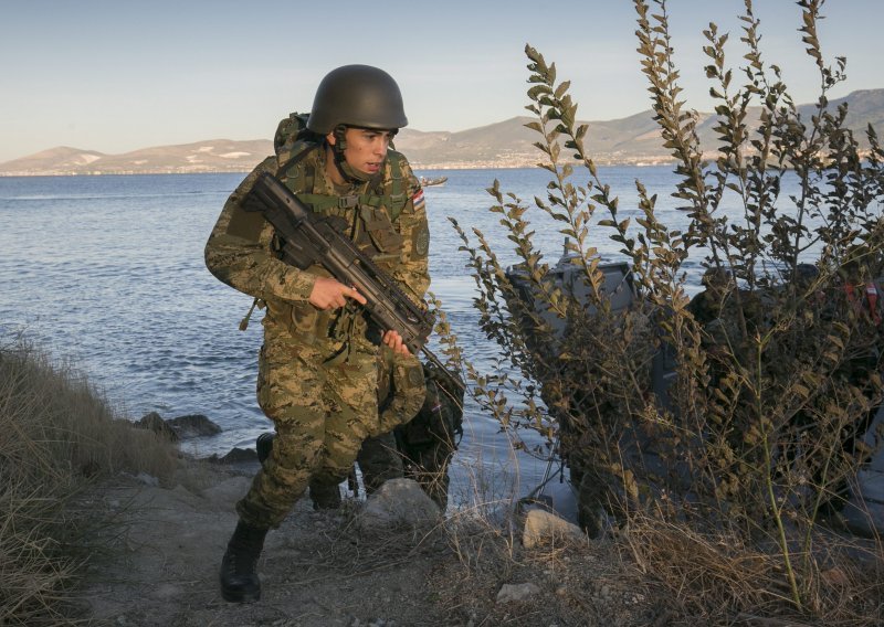 Svi se svađaju oko obuke Ukrajinaca, a hrvatski vojnici su u misijama diljem svijeta: Doznali smo čime se tamo bave