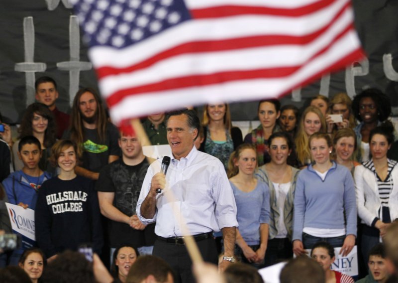 Romney pobijedio u Michiganu i Arizoni