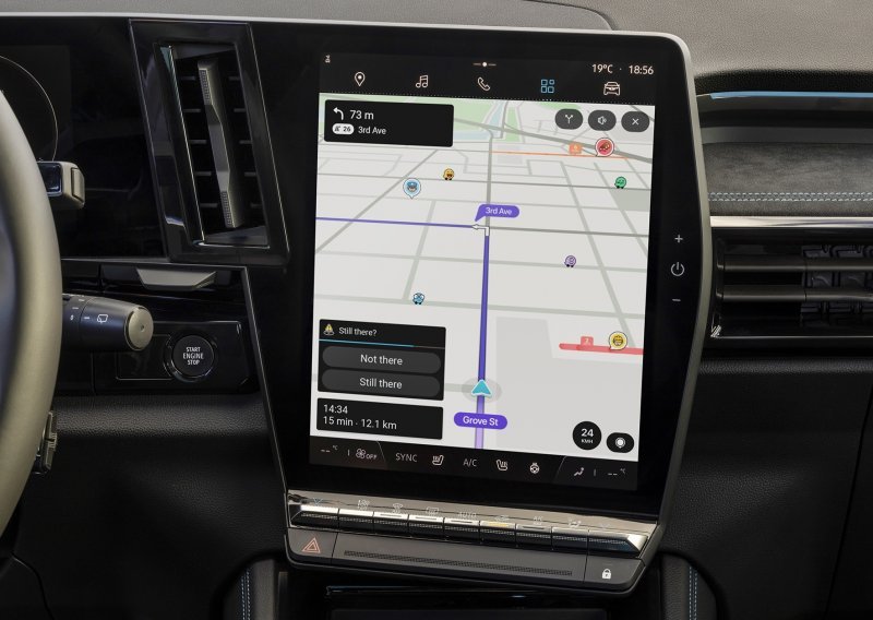 [FOTO] Renault prvi instalirao Waze aplikaciju u svoj multimedijski sustav