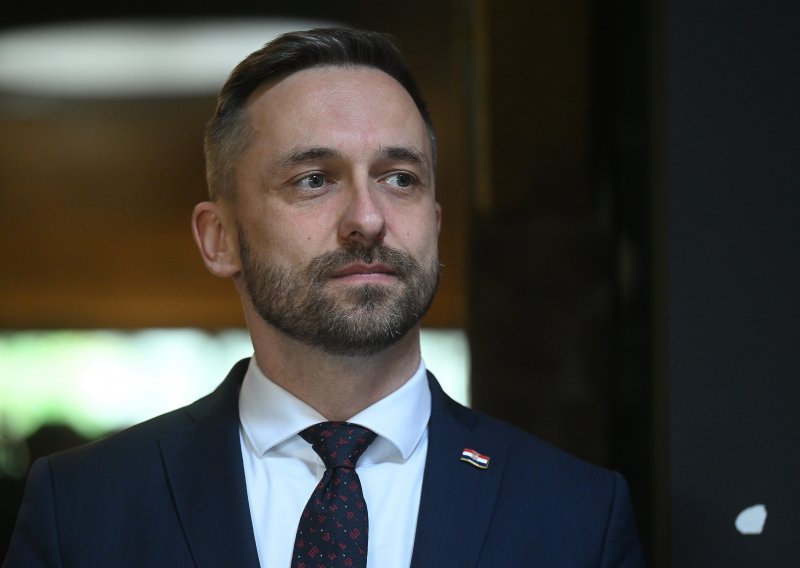 Piletić: Potpora zajedničkim projektima socijalne politike općina i gradova RH i BiH