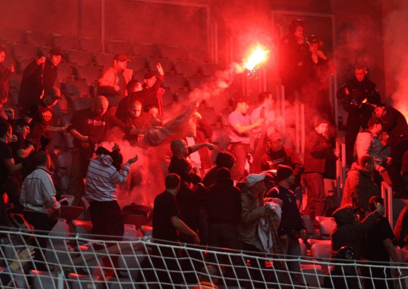 UEFA, HNS urge meeting with PM over violence at football matches