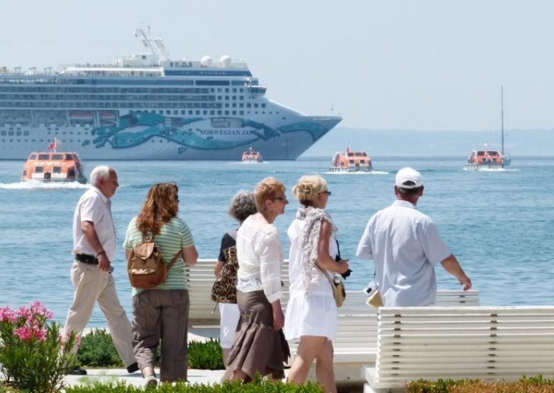 U Split se iskrcalo 12 tisuća turista!