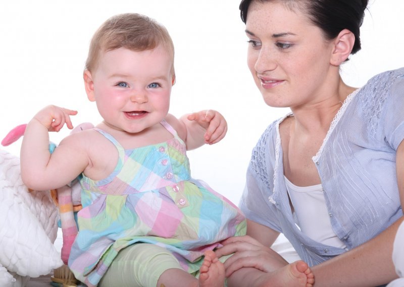 Kad se bebe smiju, pokazuju želju za pažnjom i komunikacijom