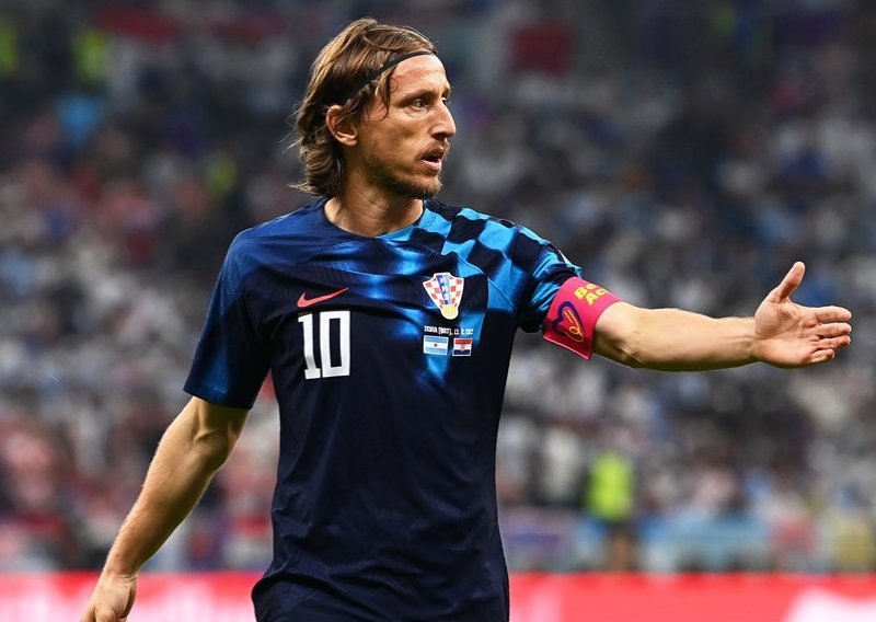 Čim je započela utakmica protiv Argentine Luka Modrić je postavio još jedan rekord; hrvatski se kapetan našao u biranom društvu