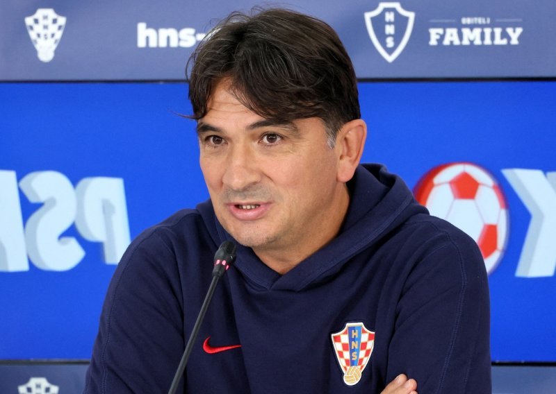 [VIDEO] Zlatko Dalić se nakon odrađene presice hitno vratio pred novinare; hrvatski izbornik imao je što za reći medijima