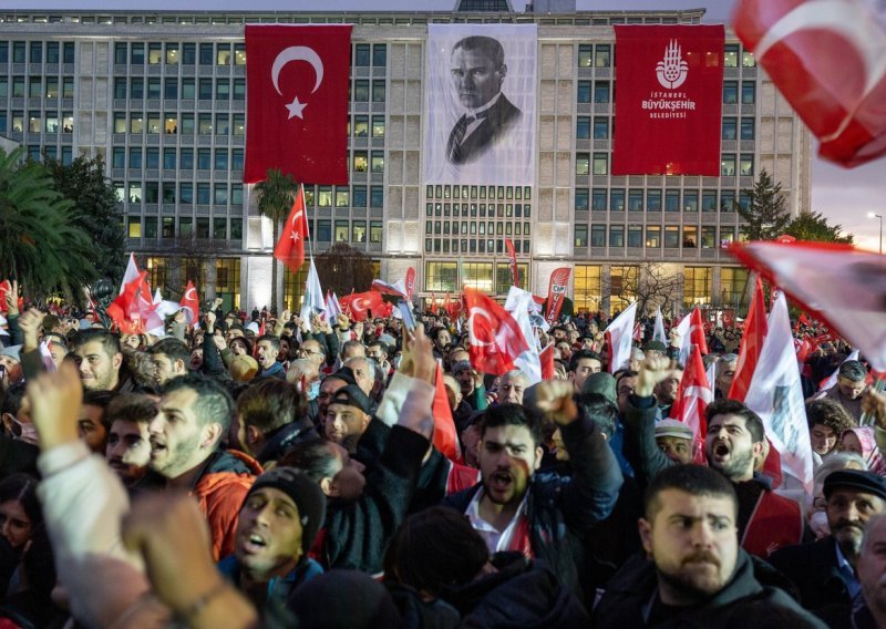 Glavni Erdoganov protivnik nakon odluke suda prkosno: Neću se uplašiti niti odustati