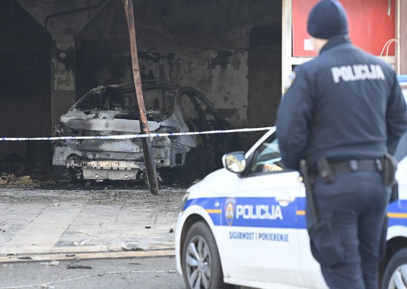 [VIDEO/FOTO] U garaži na zagrebačkoj Ferenščici izgorio BMW