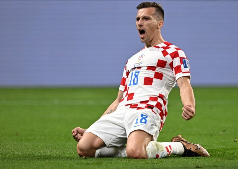 Mislav Oršić zabio je golčinu za pobjedu Hrvatske i broncu na Svjetskom prvenstvu, a onda otkrio kome ga posvećuje