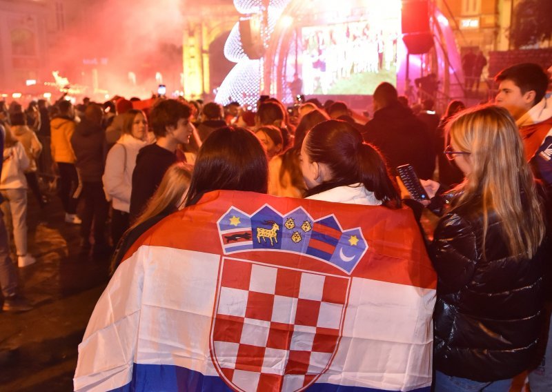 Čestitka vatrogasaca: Srce je vatreno, ali navijajmo i slavimo pametno!