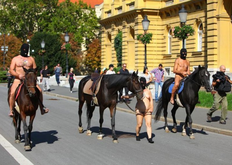 Potpuno goli prošetali ispred HNK