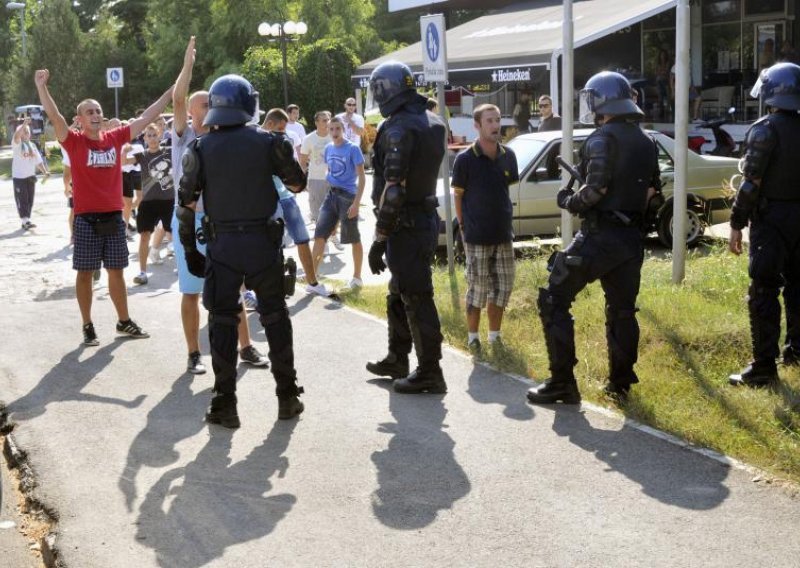 Stožer za obranu hrvatskog Vukovara: izgredi su rezultat politike