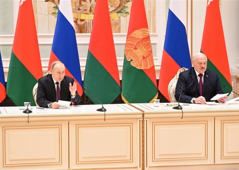 Putin stigao u Minsk, Lukašenko ga nazvao 'starijim bratom': 'Rusija može bez nas, ali mi ne možemo bez Rusije'