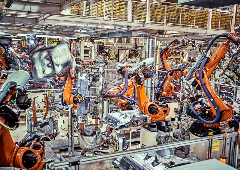 [FOTO/VIDEO] Superheroji u proizvodnji automobila: Škoda pokazala kakve sve vrste robota koristi