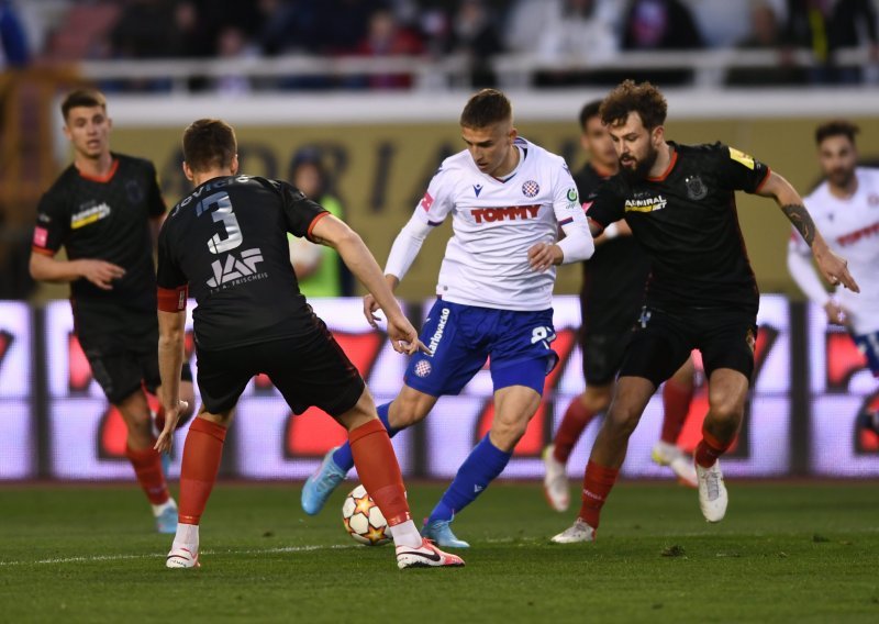 Hajduk minimalno izgubio na gostovanju kod Auxerrea; za 'bile' su zaigrala čak četiri igrača mlađa od 20 godina