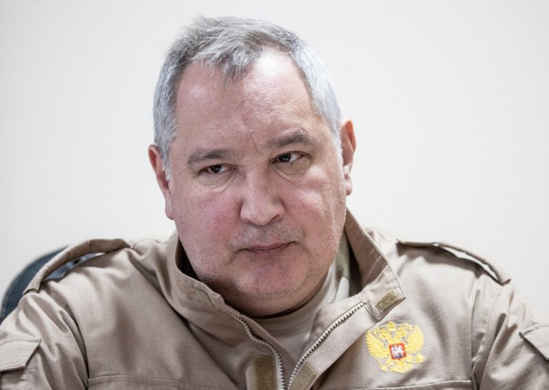 Rogozin poslao Macronu šrapnel kojim je ranjen u Donecku: 'Kažite mu da neće izbjeći odgovornost za ratne zločine'