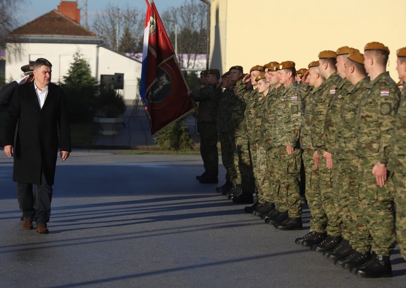 [FOTO] Milanović među 'Pumama': Zapamtite da je Hrvatska na prvom mjestu... to mora biti orijentacijska točka