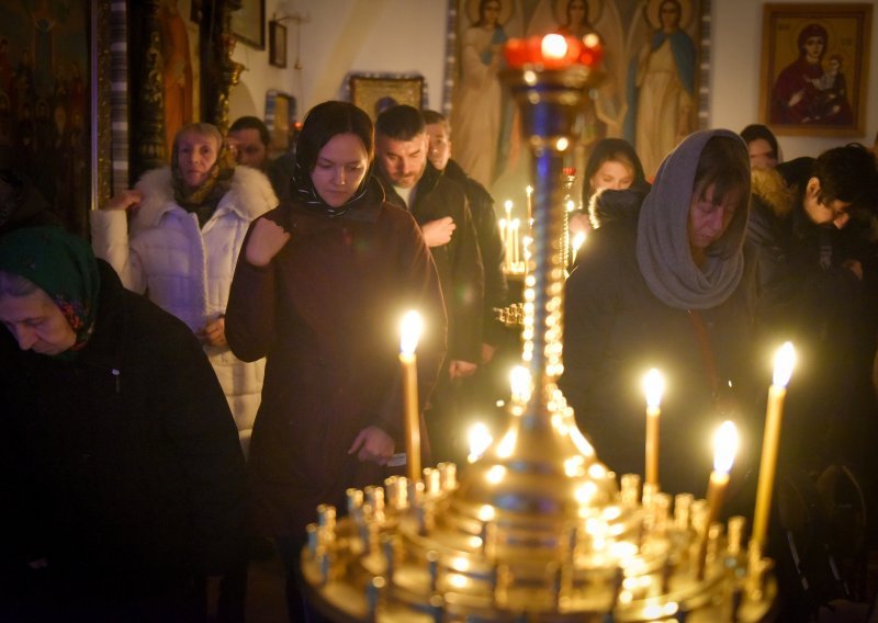 Ukrajinci po prvi put slave Božić 25. prosinca, čime su razbjesnili Ruse. Zašto su se prebacili na gregorijanski kalendar?