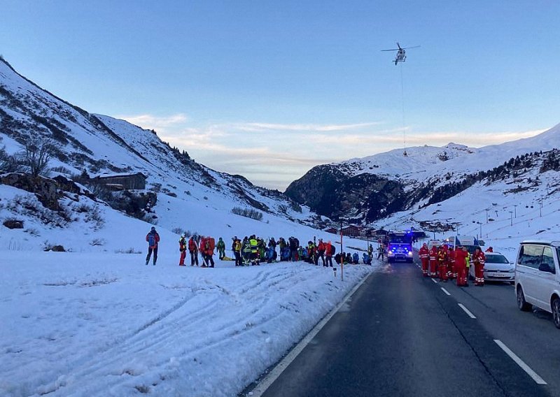 Svi nestali u lavini u Austriji pronađeni živi