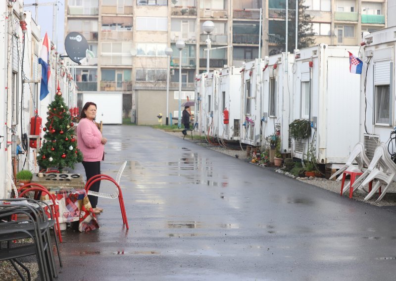 Život u kontejnerima: Više od 80 posto ljudi ne spava kako treba, mnogi nemaju ni za lijekove, a polovina ih je bez novca