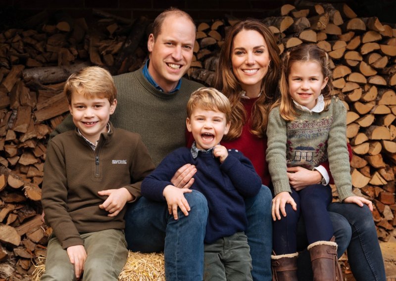 Princ William i Kate Middleton prihvatili su moderan način odgajanja djece, što se razlikuje od načina na koji su odgajani William i Harry
