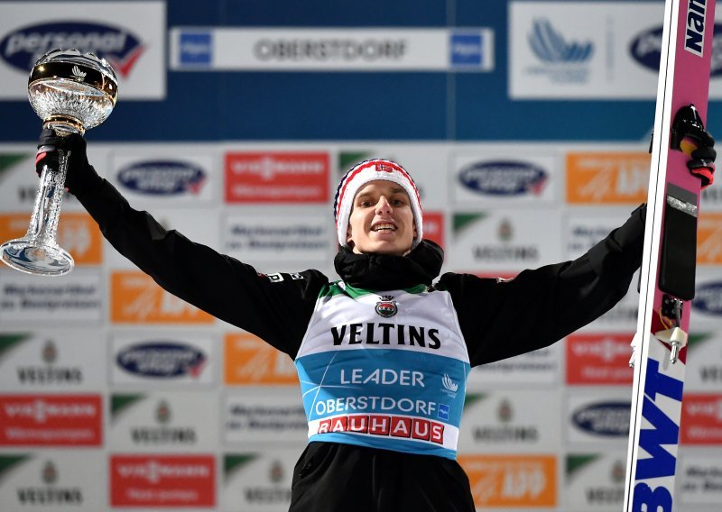 Norvežanin Granerud skoro dohvatio rekord skakaonice, ali i bez njega je odnio prvu pobjedu 71. Novogodišnje turneje