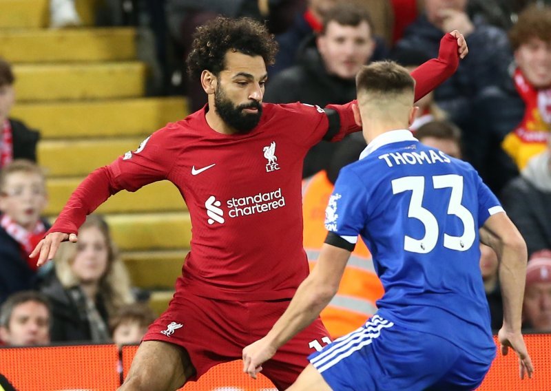 [FOTO] Komedija na Anfieldu! Igrači Leicester Cityja zabili sva tri gola na utakmici i izgubili od Liverpoola