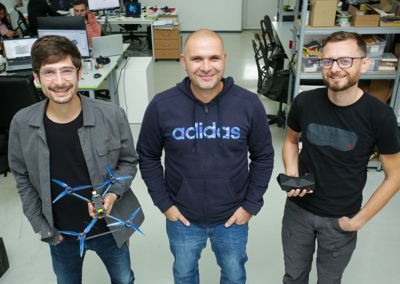 Osječki trio stoji iza poznatih naočala za pilote dronova, a ove godine imaju ambiciozan plan. Evo što su nam otkrili iz Orqe