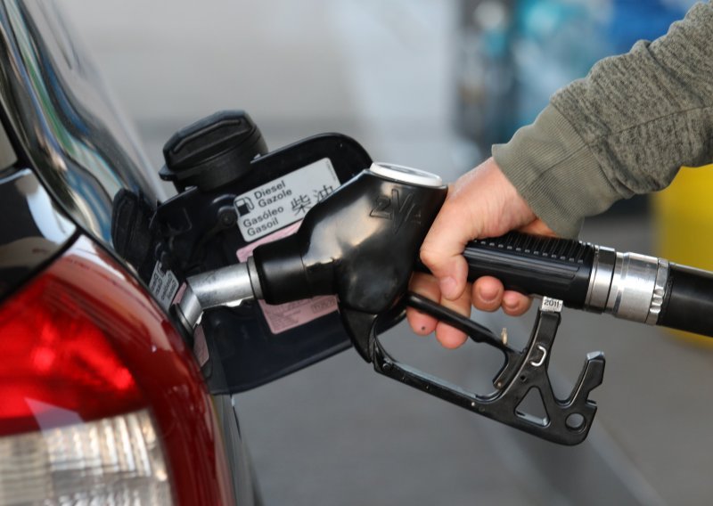 Mali distributeri goriva ogorčeni, traže da se država odrekne dijela zarade