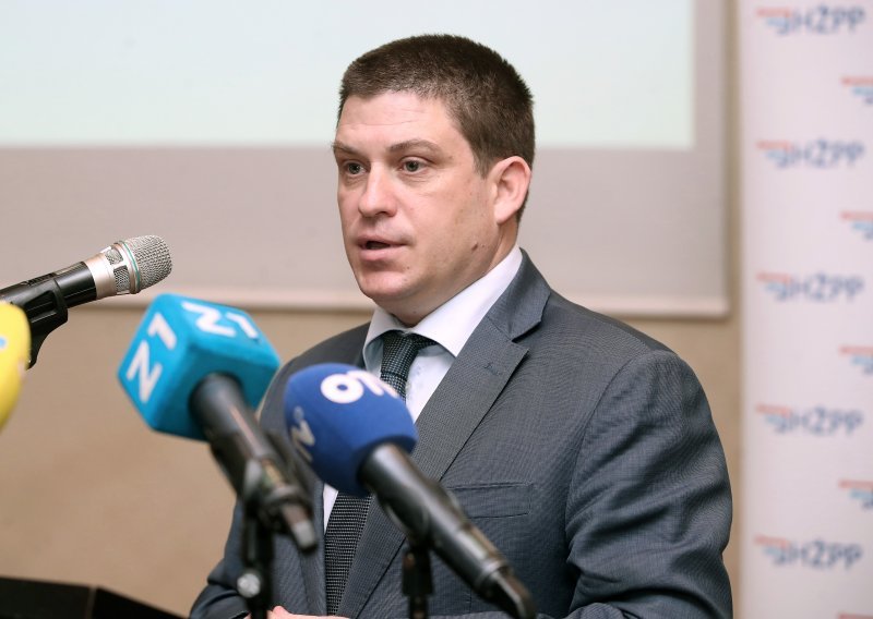 Butković prozvao SDP za licemjerje zbog kritika na novi zakon o pomorskom dobru: 'Upravo ste vi omogućili ograđivanje plaža'