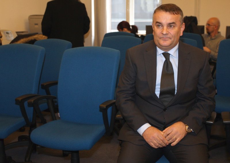Podignuta optužnica protiv Drage Tadića i policajca koji mu je odavao informacije u zamjenu za građevinski materijal
