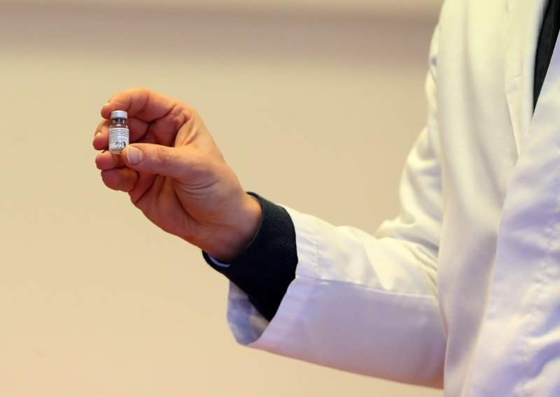 Cjepivo protiv omikrona smanjilo broj hospitalizacija kod starijih pacijenata