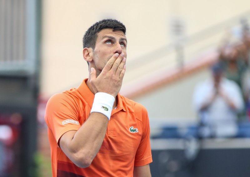 Novaku Đokoviću iznenađujuća vijest o novoj zabrani putovanja pokvarila raspoloženje uoči Australian Opena