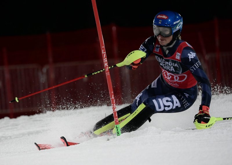 [FOTO] Mikaela Shiffrin peti put osvojila krunu Snježne kraljice, naša Leona Popović utrku je završila na sjajnom 10. mjestu