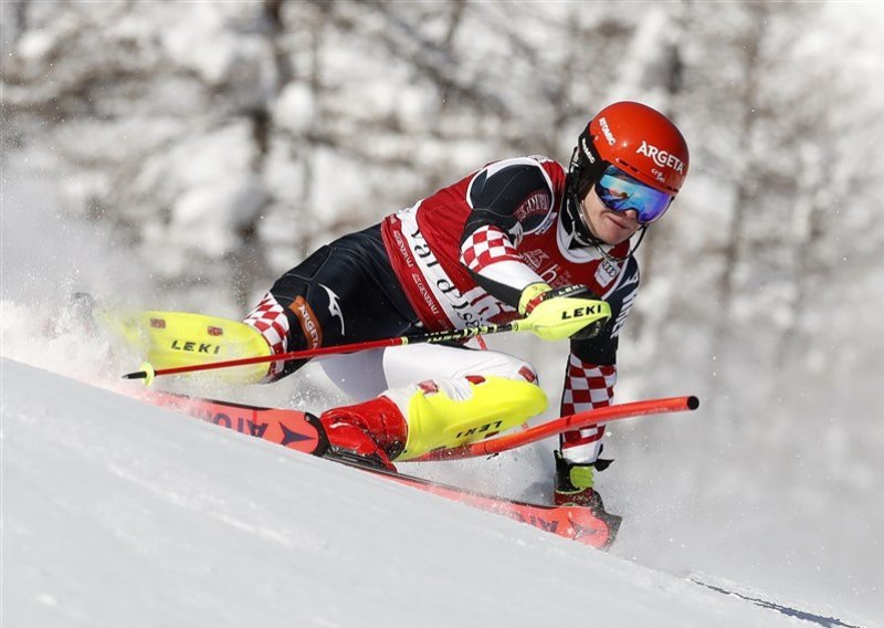 Henrik Kristoffersen najbrži u Garmischu, Filip Zubčić završio je na 15. mjestu, a Samuel Kolega bio je 18.