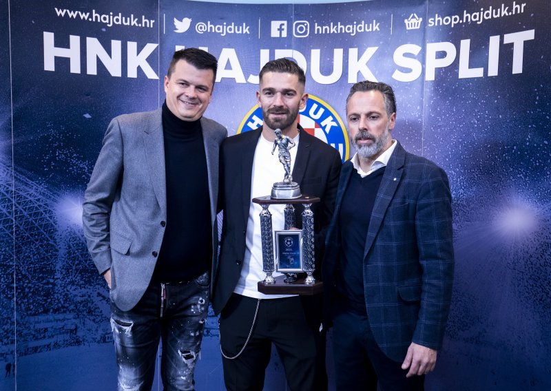 Hajduk su već napustili Biuk i Ljubičić, a dok stižu ponude za Livaju i Vuškovića, predsjednik Jakobušić tvrdi: Da, možda i njega prodamo!