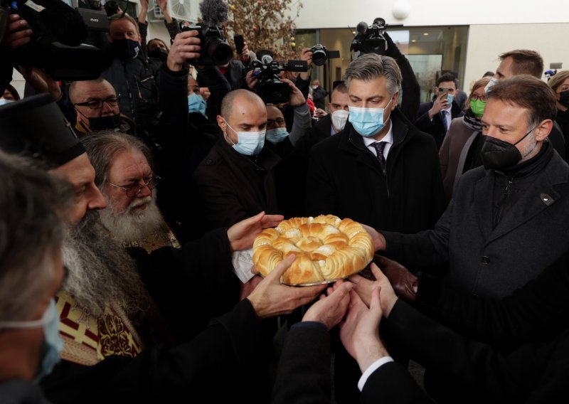 Božićna čestitka premijera Plenkovića vjernicima koji slave po julijanskom kalendaru: 'Mir Božji, Hristos se rodi!'