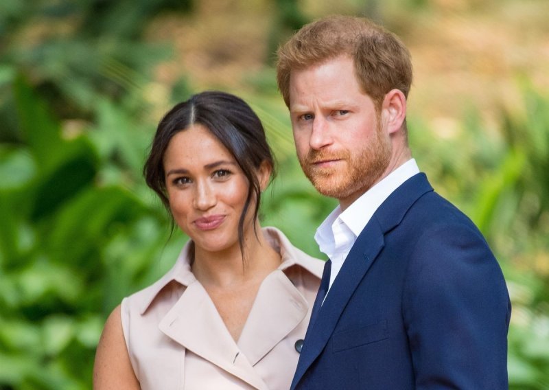 Princ Harry tvrdi da njegov otac nije želio financirati Meghan, a sve zbog jednog razloga