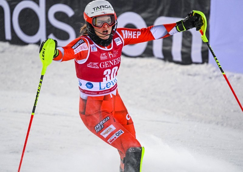 Zrinka Ljutić sa startnim brojem 46 stigla do najboljeg veleslalomskog rezultata, Amerikanki Shiffrin 82. pobjeda