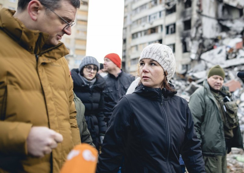 Njemačka ministrica vanjskih poslova u iznenadnom posjetu Harkivu: 'Možete računati na našu pomoć'