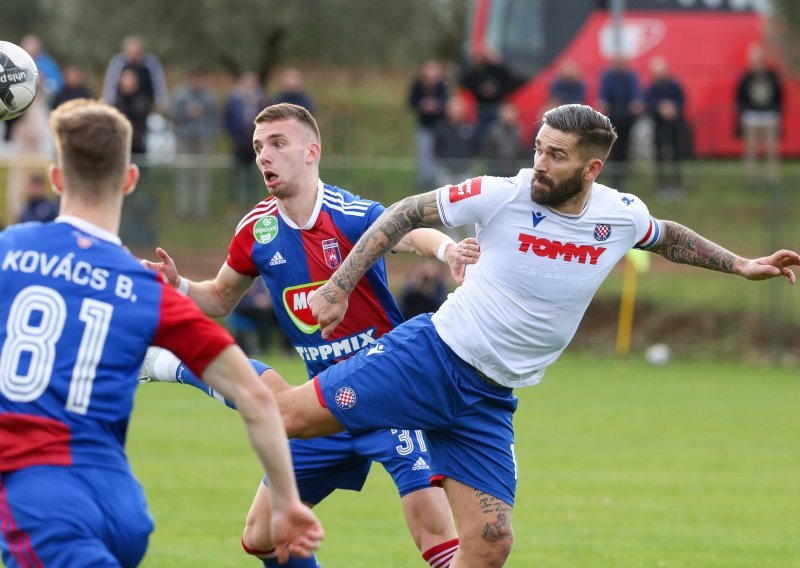 [FOTO] Hajduk odigrao utakmicu koja je trajala 120 minuta; Marko Livaja na brzinu utrpao dva gola Mađarima