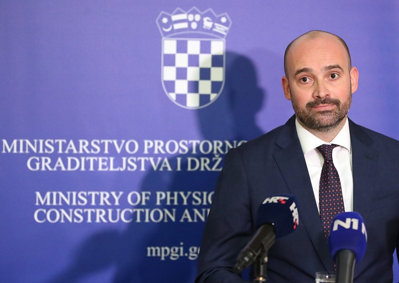 [VIDEO/FOTO] Ministar Paladina: Plenkoviću sam najavio ostavku prije dva mjeseca, odluka je promišljena i najbolja za sve