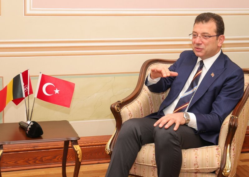 Erdoganov protivnik, gradonačelnik Istanbula, suočava se s novom tužbom