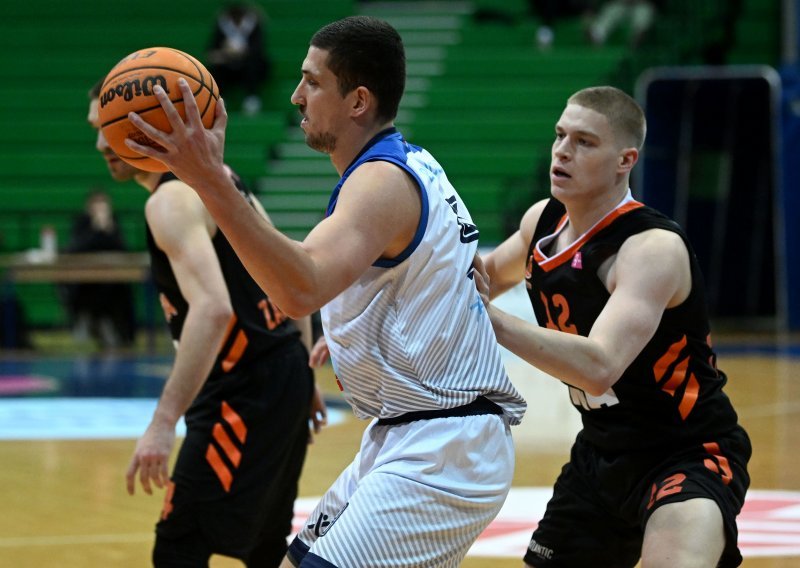 [FOTO] Cedeviti Junior derbi protiv Cibone, Zadar rutinski do slavlja kod Škrljeva