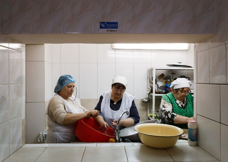 Ministarstvo do prosinca odobrilo 50 zahtjeva za zapošljavanjem kuhara u školama, no nitko ne želi raditi taj posao za 700 eura
