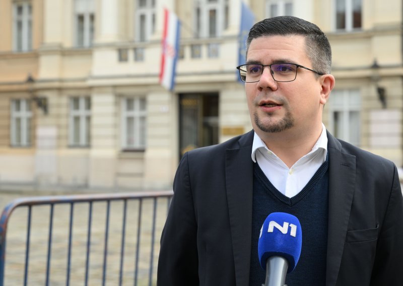 Hajduković: Natječaji za zakup zemlje nisu raspisani godinama, a inspektori kažnjavaju proizvođače unatoč potvrdama lokalnih vlasti