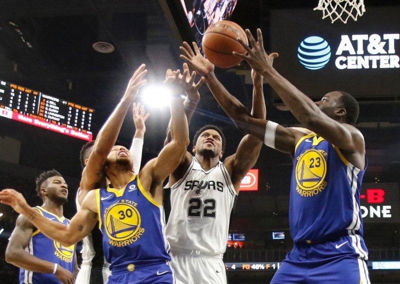Spursi i Warriorsi oborili rekord NBA lige; utakmicu u San Antoniju pratilo je čak 68.323 gledatelja