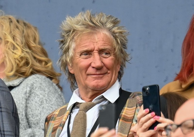 Legendarni glazbenik Rod Stewart će postati djed, njegova snaha Hrvatica rodit će mu treće unuče